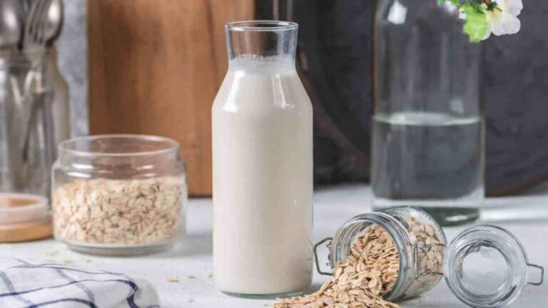 Como Fazer o Leite de Aveia em Casa - Volte ao básico e nutritivo com esta receita, na comodidade do seu lar.