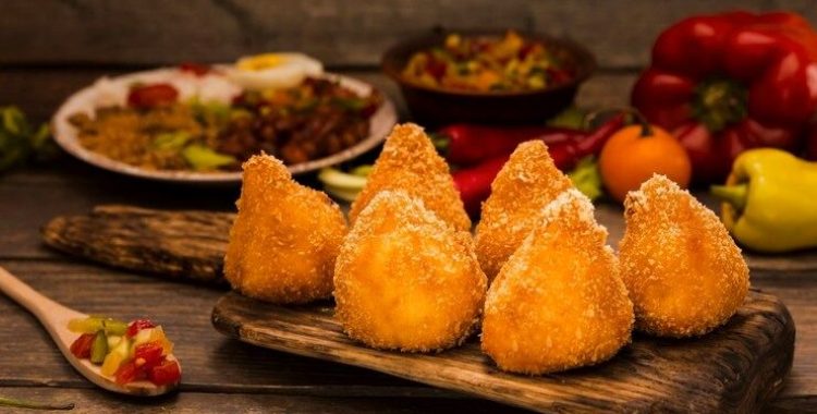 uma alternativa mais saudável e igualmente deliciosa - a coxinha fit de batata-doce. Já experimentou? Então chegou a hora!